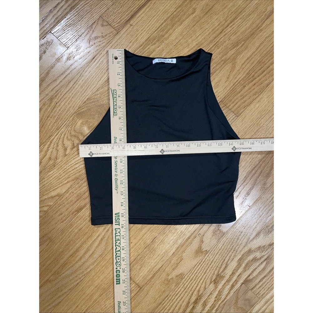 ReoRia Seamless Black Cropped Tank Sleeveless Size Medium - Picture 3 of 4